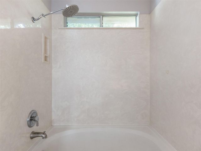 1429 Poppy Seed LN, Austin, TX 78741