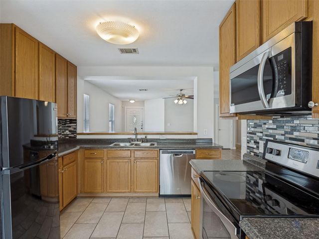 1429 Poppy Seed LN, Austin, TX 78741