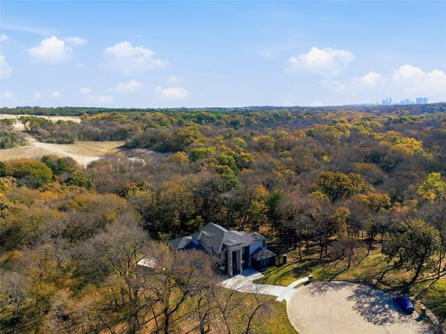 2303 Timber Creek Court, Cedar Hill, TX 75104