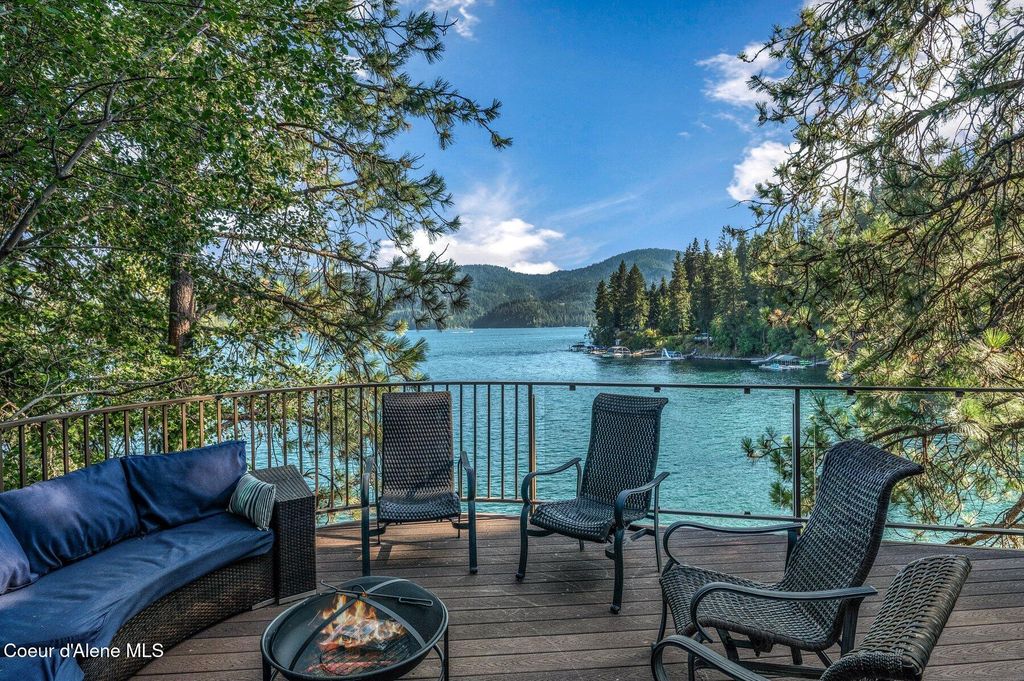 6469 E EVERNADE RD, Hayden, ID 83835