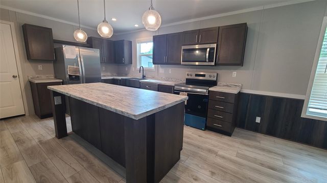 12610 Lewis Road, Cleveland, TX 77328