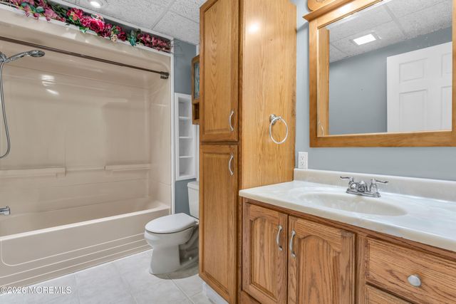 13 Grant Avenue, Toms River, NJ 08753
