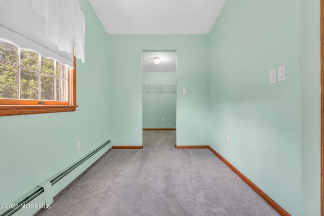 13 Grant Avenue, Toms River, NJ 08753