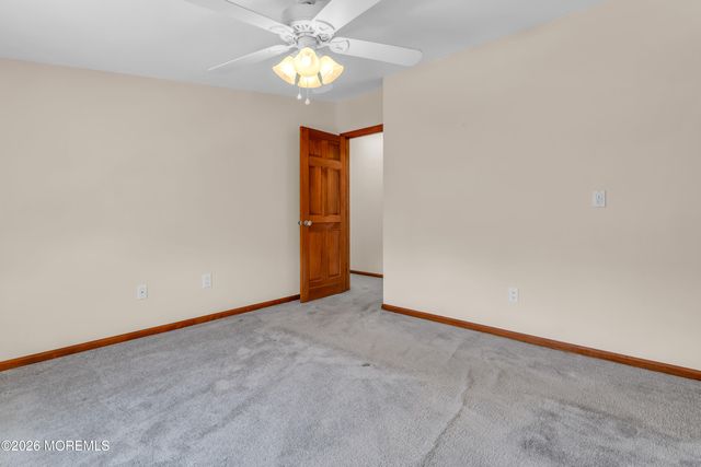 13 Grant Avenue, Toms River, NJ 08753
