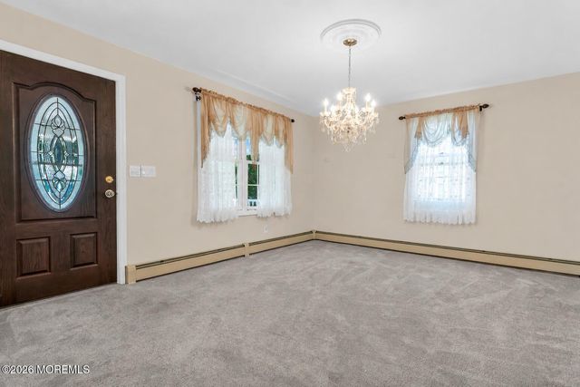13 Grant Avenue, Toms River, NJ 08753