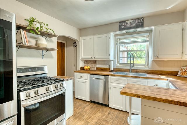 900 Devonshire Road, Dayton, OH 45419