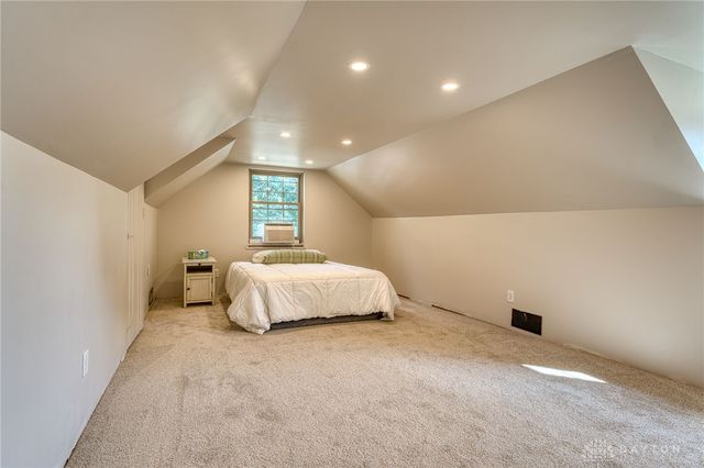 900 Devonshire Road, Dayton, OH 45419