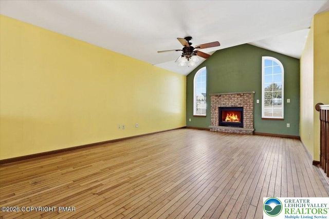 104 Corine Way, Ross Twp, PA 18353