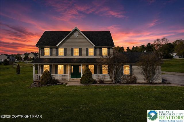 104 Corine Way, Ross Twp, PA 18353