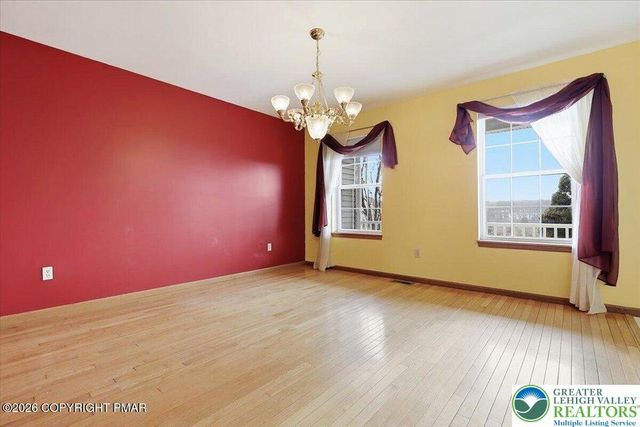 104 Corine Way, Ross Twp, PA 18353