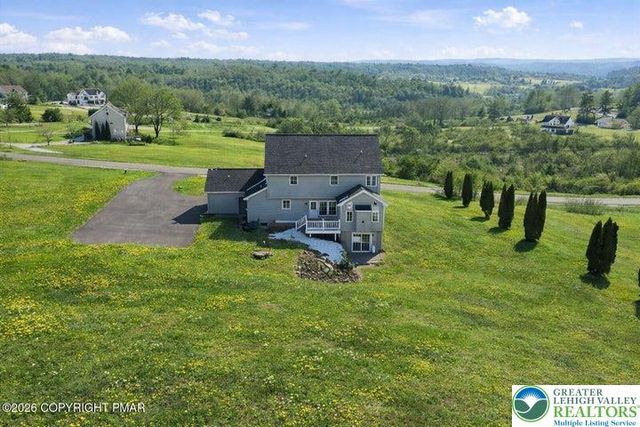 104 Corine Way, Ross Twp, PA 18353