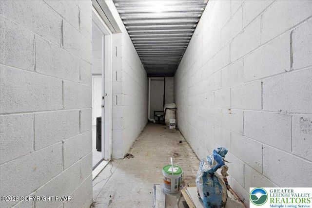 104 Corine Way, Ross Twp, PA 18353