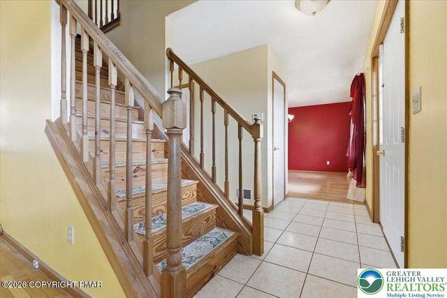 104 Corine Way, Ross Twp, PA 18353