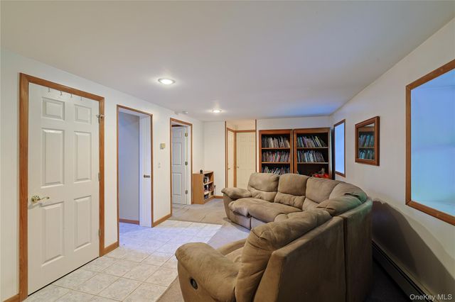 17 Cosmo Drive, Hopewell Junction, NY 12533