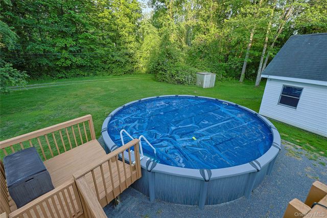 17 Cosmo Drive, Hopewell Junction, NY 12533