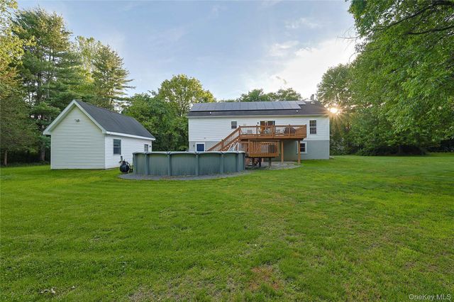 17 Cosmo Drive, Hopewell Junction, NY 12533