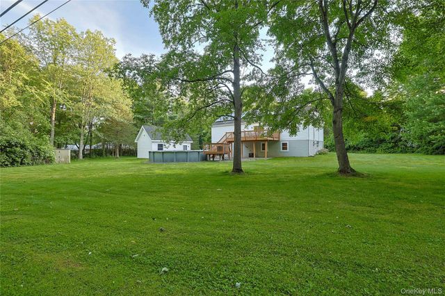 17 Cosmo Drive, Hopewell Junction, NY 12533
