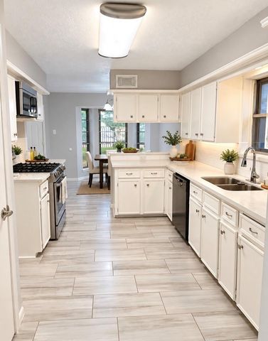 4219 Tuscarora Street, Pasadena, TX 77504