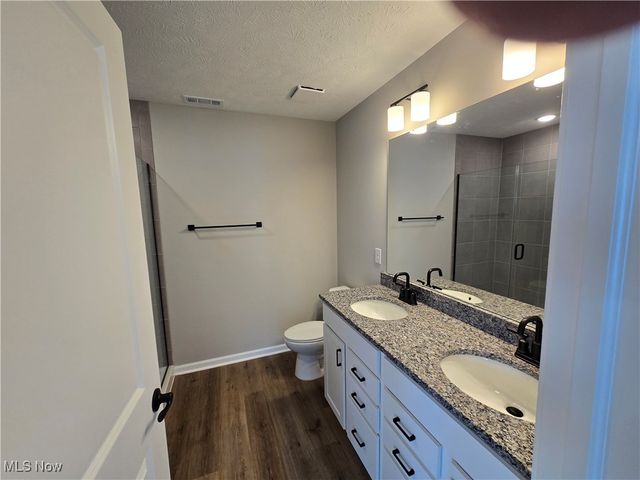 3375 Buckeye Trail, Green, OH 44685