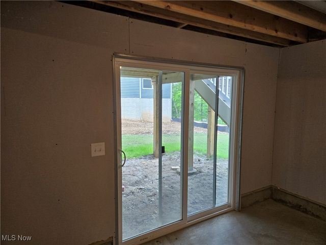 3375 Buckeye Trail, Green, OH 44685