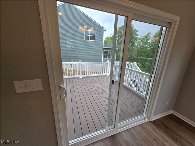 3375 Buckeye Trail, Green, OH 44685