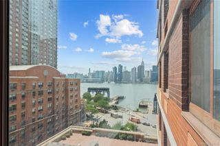 4-74 48th Avenue 9N, Long Island City, NY 11109