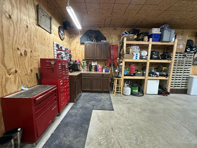 463 Redbird Drive, Marshfield, MO 65706