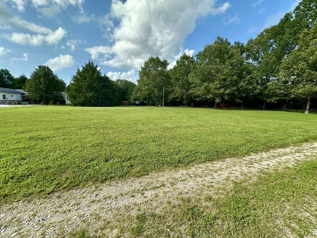 463 Redbird Drive, Marshfield, MO 65706