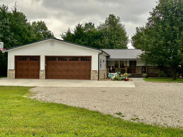 463 Redbird Drive, Marshfield, MO 65706
