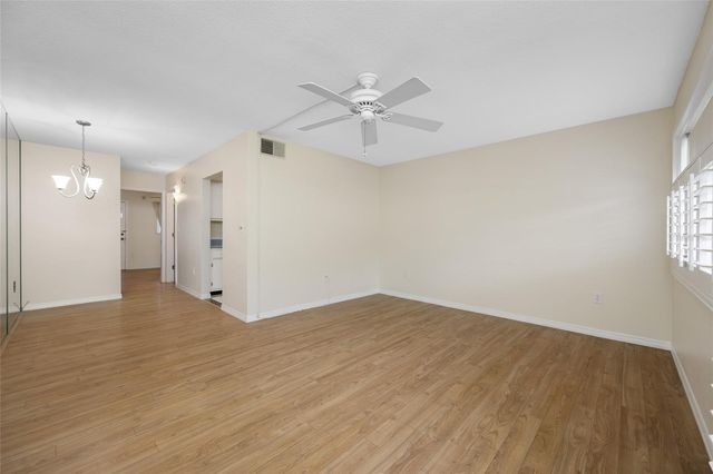 8075 112 STREET 104, Seminole, FL 33772