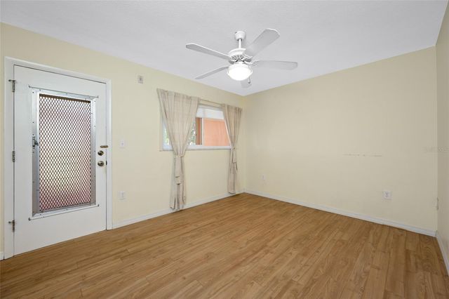 8075 112 STREET 104, Seminole, FL 33772
