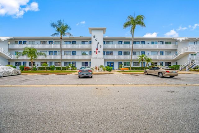 8075 112 STREET 104, Seminole, FL 33772