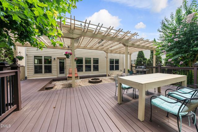 1341 Cozy Oak Avenue, Cary, NC 27519