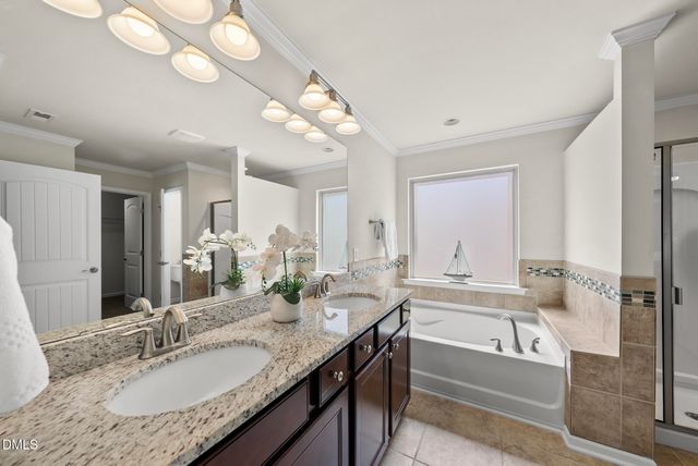 1341 Cozy Oak Avenue, Cary, NC 27519