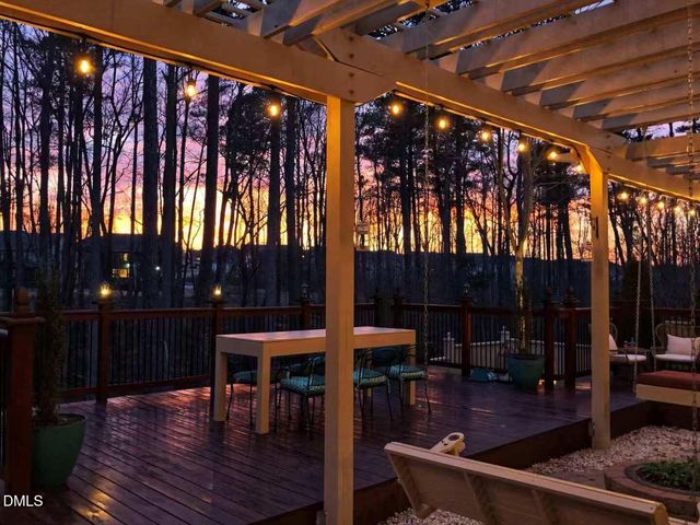 1341 Cozy Oak Avenue, Cary, NC 27519