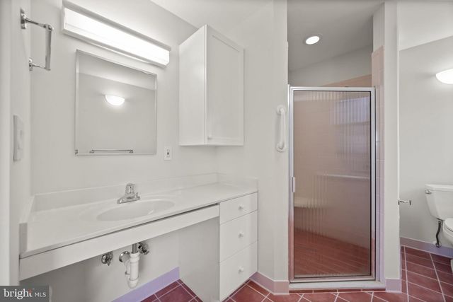 8604 IMPERIAL DR, Laurel, MD 20708