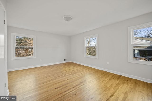 8604 IMPERIAL DR, Laurel, MD 20708