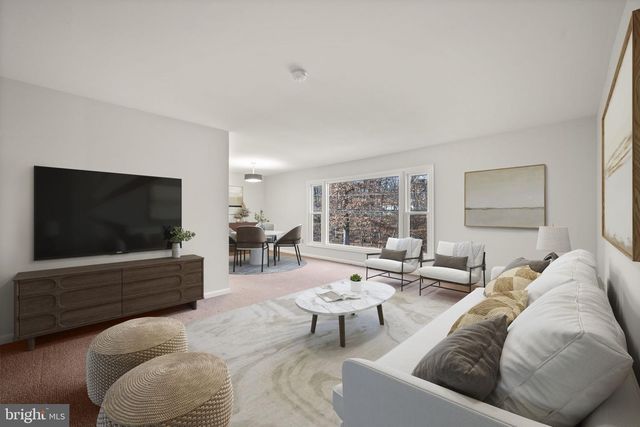 8604 IMPERIAL DR, Laurel, MD 20708