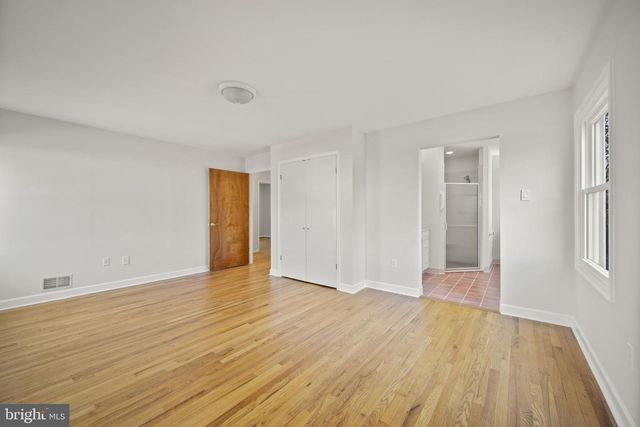 8604 IMPERIAL DR, Laurel, MD 20708