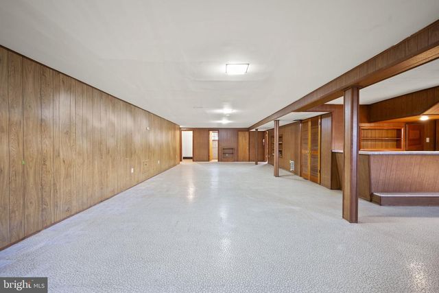 8604 IMPERIAL DR, Laurel, MD 20708