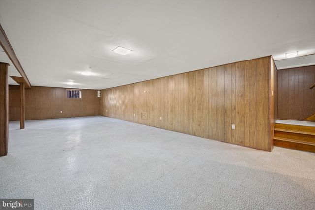 8604 IMPERIAL DR, Laurel, MD 20708