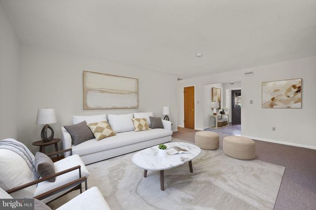 8604 IMPERIAL DR, Laurel, MD 20708