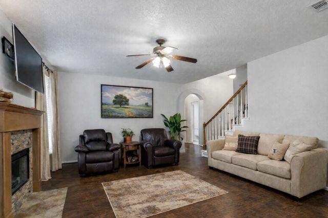 126 Crescent Bay Drive, League City, TX 77573