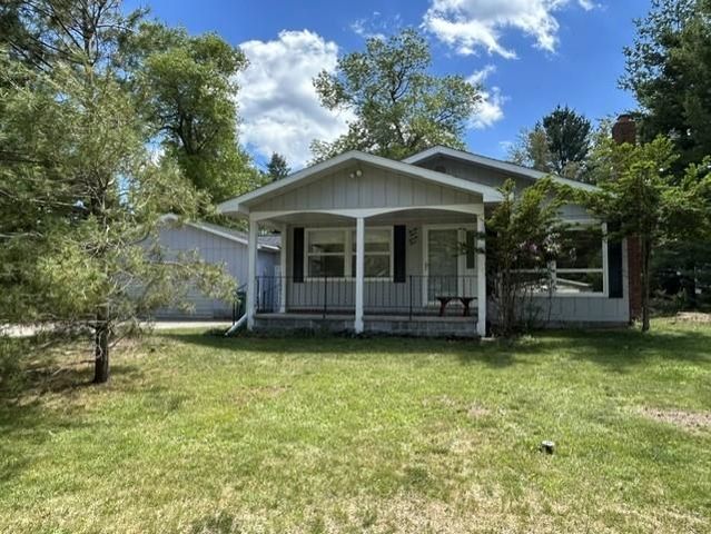 2424 Winona Street, East Tawas, MI 48730