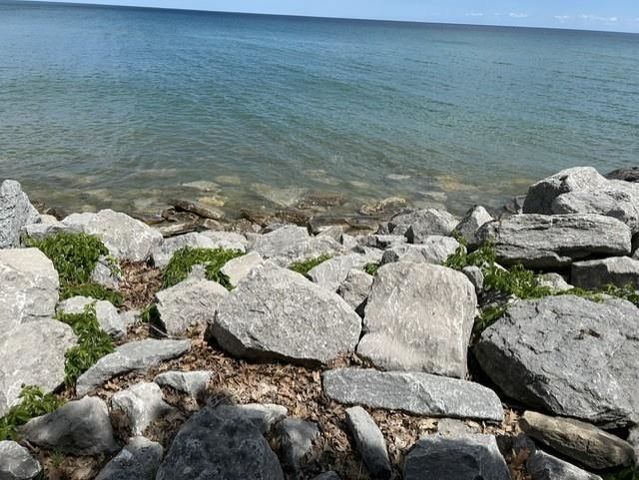 2424 Winona Street, East Tawas, MI 48730