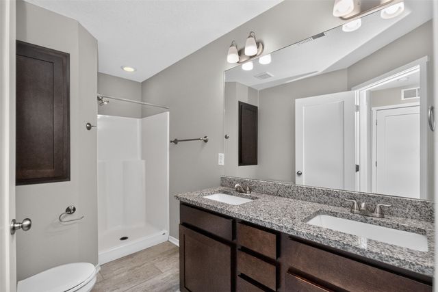 2701 NW Penny Lane, Ankeny, IA 50023