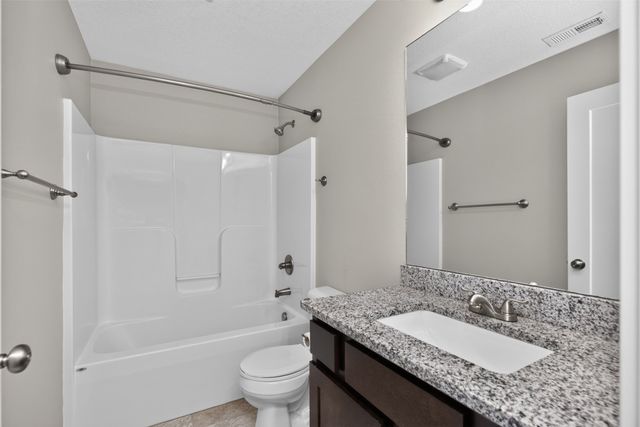2701 NW Penny Lane, Ankeny, IA 50023