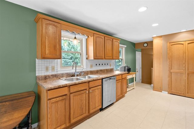 201 Woodrow Avenue, Battle Creek, MI 49015