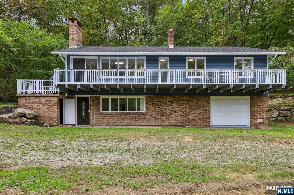 58 Lilly Road, Wanaque, NJ 07465