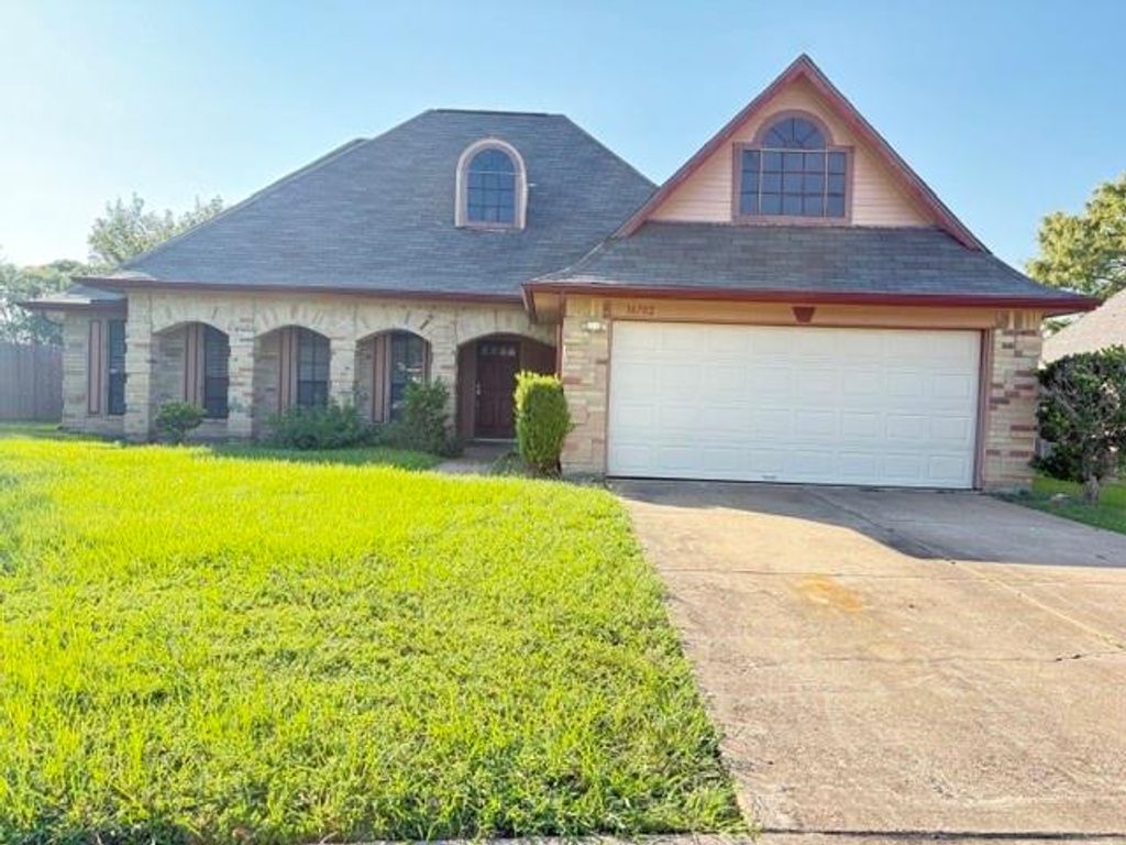16702 Tranquil Drive, Sugar Land, TX 77498